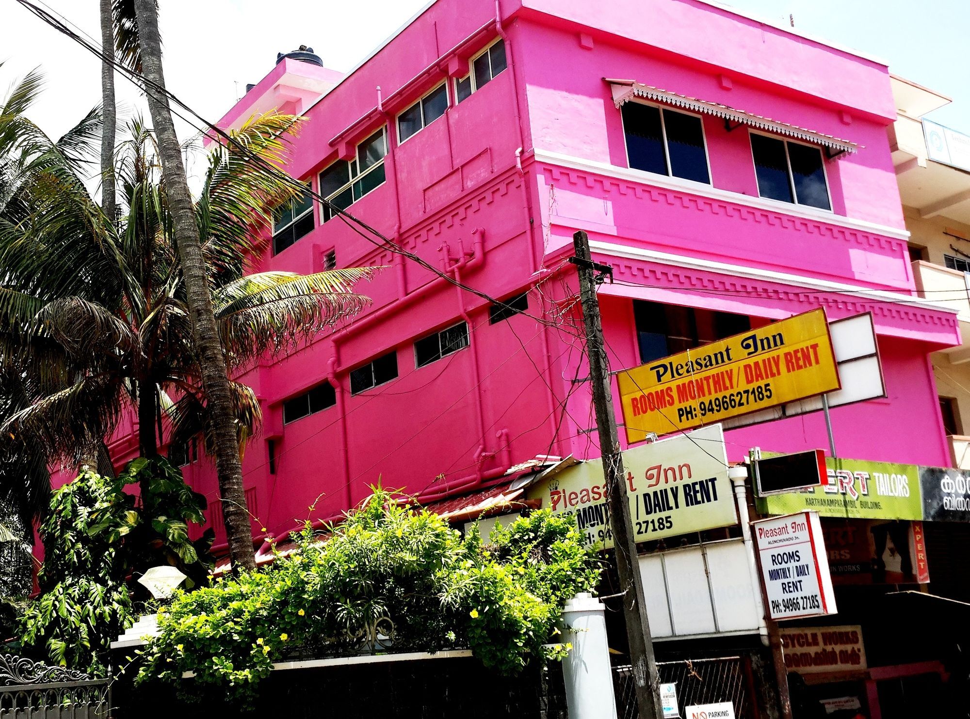 Pleasant Inn Kochi Exterior foto